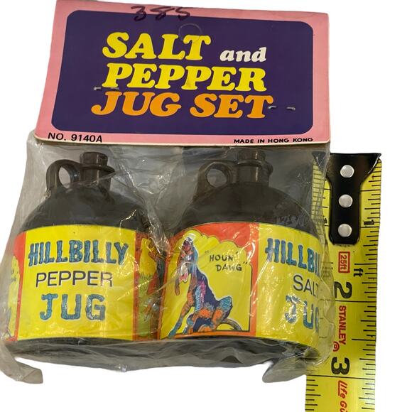 Vintage Hillbilly Salt & Pepper Shakers Moonshine Jugs Hong Kong Novelty NOS - Picture 2 of 16